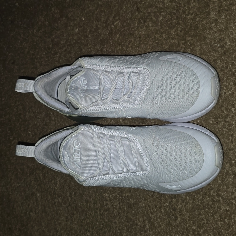 Nike Air Max 270 Big Kids 7Y (8.5 in Women's) White
